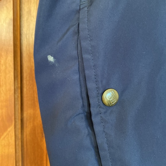 Men’s Footjoy vest - Picture 2 of 4